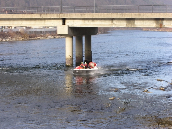 Feuerwehr Luftkissenfahrzeug