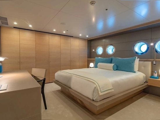 Erster Blick ins Innere des 85m SilverYachts Entdeckers Wanderlust