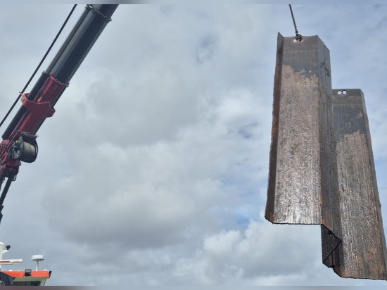 Präzises Schneiden beim Afsluitdijk-Projekt in den Niederlanden