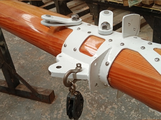 Refit eines Segelboots: Die Exzellenz der maßgeschneiderten Beschläge und Hardware von WoodSpars