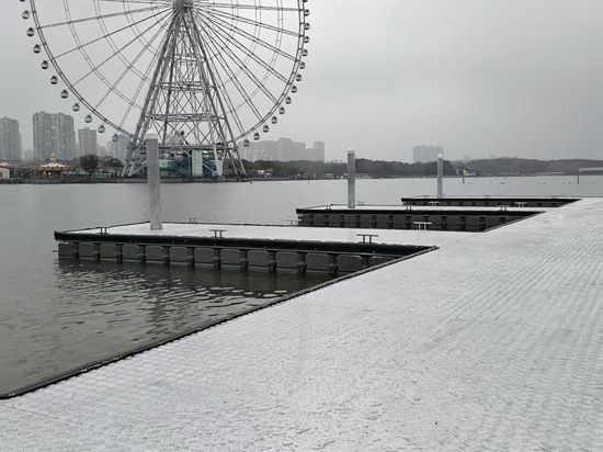 Schwimmender Steg mit Aluminium-Trittblechen, Stadt Wuxi