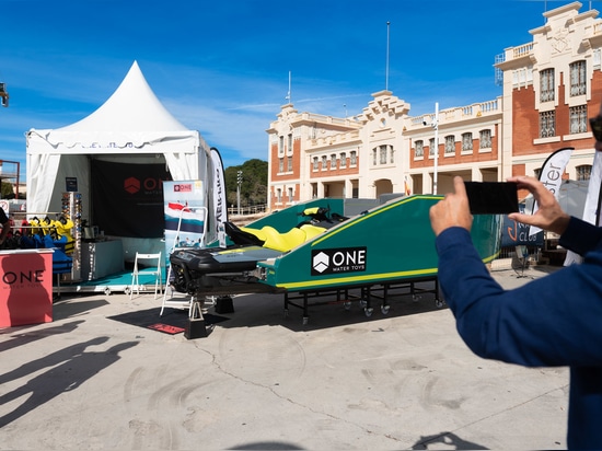 One Water Toys kehrt mit neuen Produkten zur Bootsmesse in Valencia 2026 zurück